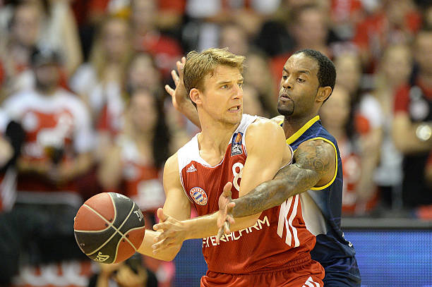 基耶利尼：相信伊尔迪兹会留队很多年；DV9受伤不会影响引援